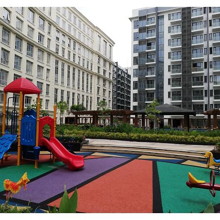 Cozyvilla At 81 Newport Blvd Walk To Naia T3 Marriott & Resorts World Casino & Newport Mall For 5 Pax Free Parking!!!! Pasay Bagian luar foto